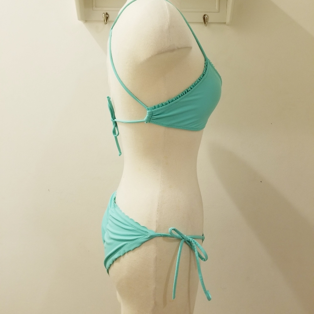 Victoria's Secret Lt Teal Scalloped Edge String Bikini Set  M/TOP XS/BOTTOM - Picture 4 of 10